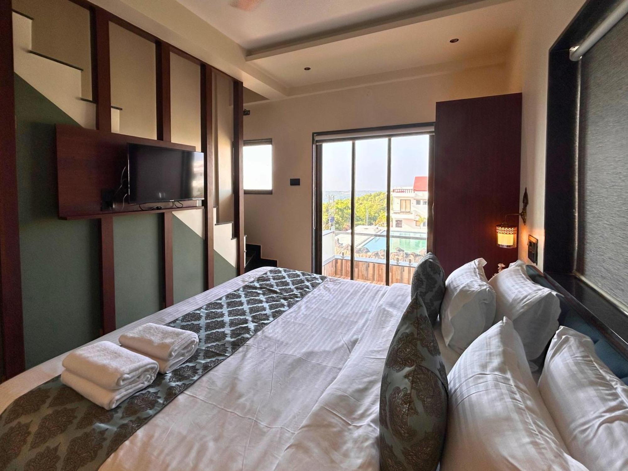 Vengurla Baywatch Resort Bhogave Beach מראה חיצוני תמונה